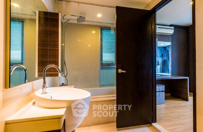 picture 2-BR Condo at Sky Walk Residences near BTS Phra Khanong (ID 995539) - 6/11