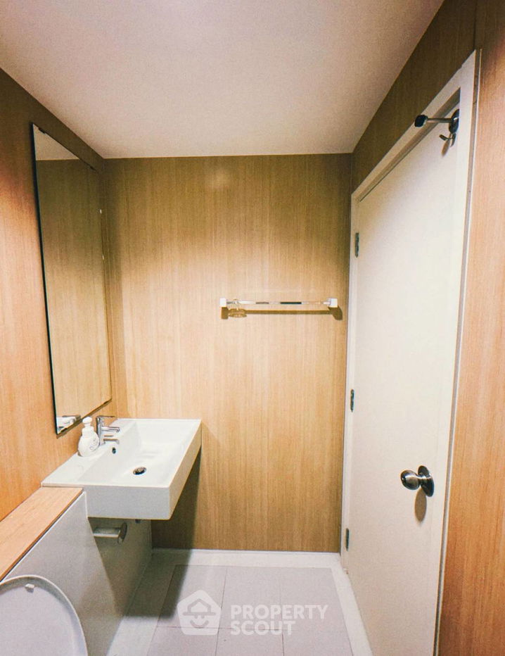 picture 1-BR Condo at Aspire Ratchada - Wongsawang near MRT Wong Sawang (ID 2315653) - 8/12