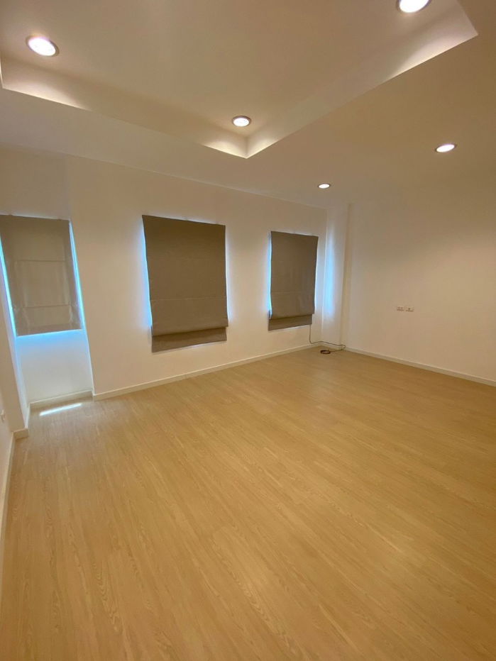 picture #S4550 For Rent Baan Klang Mueng The Royal Monaco Srinakarin-Pattanakarn - 5/17