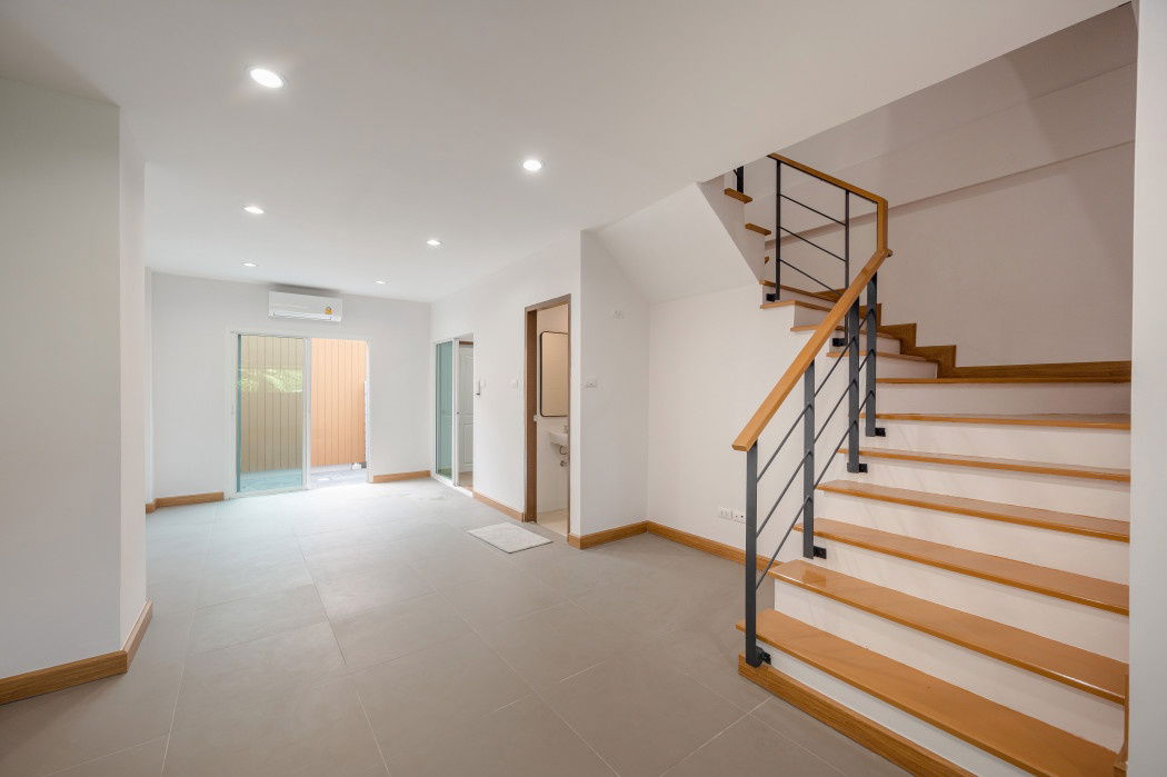 picture Townhome for rent, Onyx Home, Nakniwat 48, 4 bedrooms, 5 bathrooms, 3 floors, 24.9 sqw., 206 sq m. - 4/12