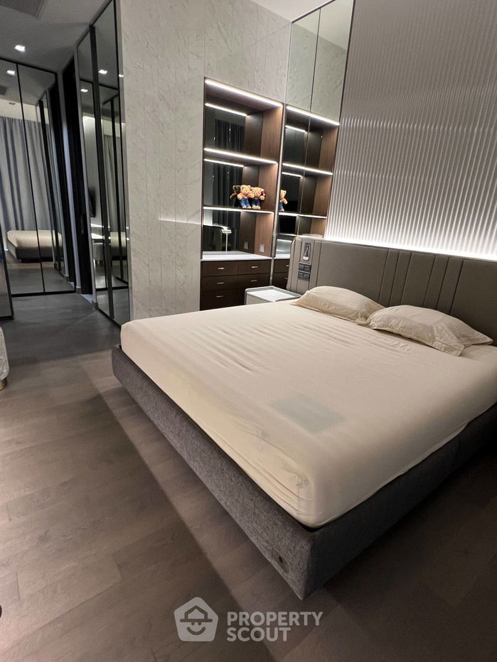 picture 2-BR Condo at 28 Chidlom near BTS Chit Lom (ID 2315485) - 4/12