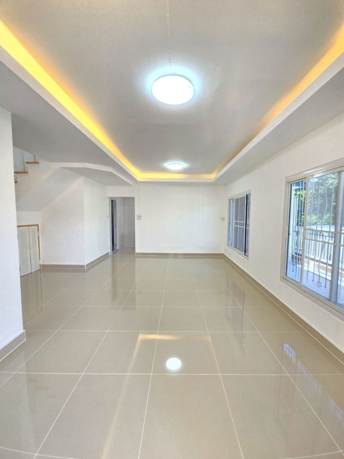 รูป   บ้านหลังนี้สวยหรูสุดๆ หมู่บ้านพฤกษา13 ซ.5/4 - รูปที่ 6/19