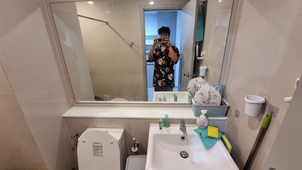 picture Free shuttle service MRT rama 9 1 km.  Price  12,000 Baht Condo Aspire Asoke - Ratchada ( Rental ) - 17/18