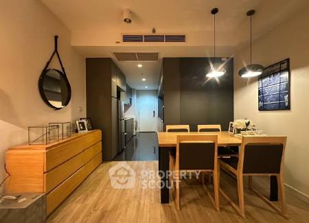 picture 2-BR Condo at Siamese Surawong near MRT Sam Yan (ID 2315671) - 6/12