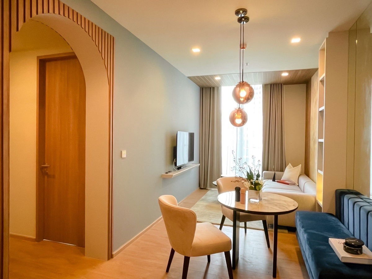 picture For Rent Condo NOBLE AROUND SUKHUMVIT 33 Building 1, Floor 7,2 bed room, Room size 65 sqm - 1/10