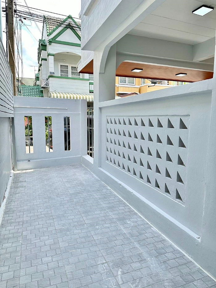 รูป บ้านสวย  หลังมุม  4 ห้องนอน  #หมู่บ้านบัวทอง ธานี  บางบัวทอง  บ้านรีโนเวทใหม่  ใกล้แม็คโคร บางบัวทอง - รูปที่ 8/30