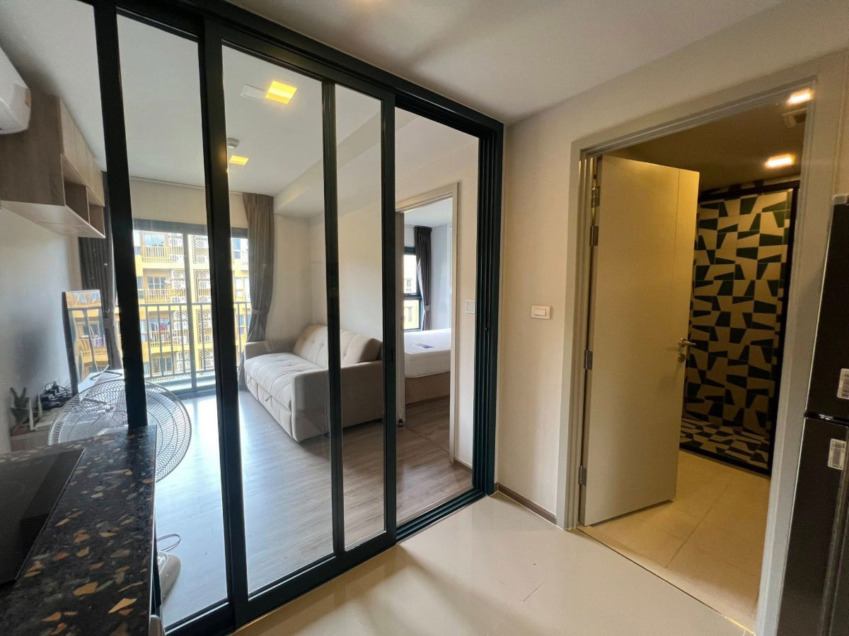 picture BTS On Nut 1.1 km. Shuttle service Price  14,000 Baht Condo The Base Sukhumvit 50 ( Rental ) - 3/13