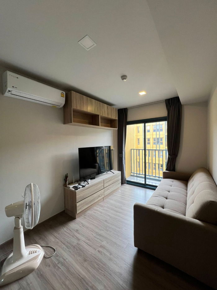 picture BTS On Nut 1.1 km. Shuttle service Price  14,000 Baht Condo The Base Sukhumvit 50 ( Rental ) - 2/13