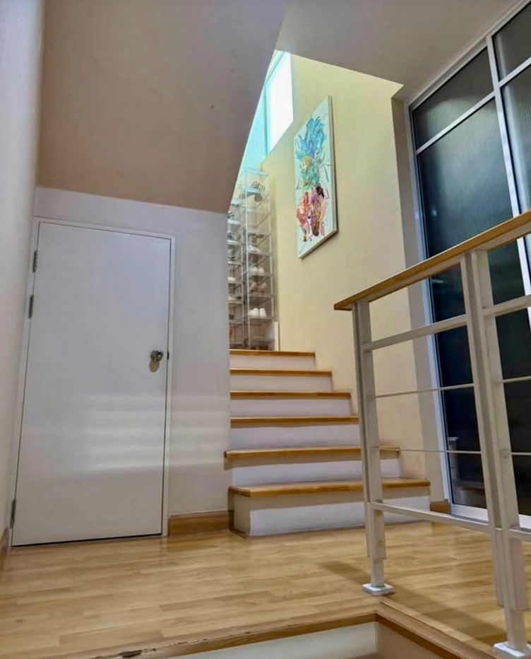 picture For Sale: 3-Storey Townhome with Full Built-in Decoration – Baan Klang Muang Ratchada 36 | Prime Location Near BTS & MRT - 17/34