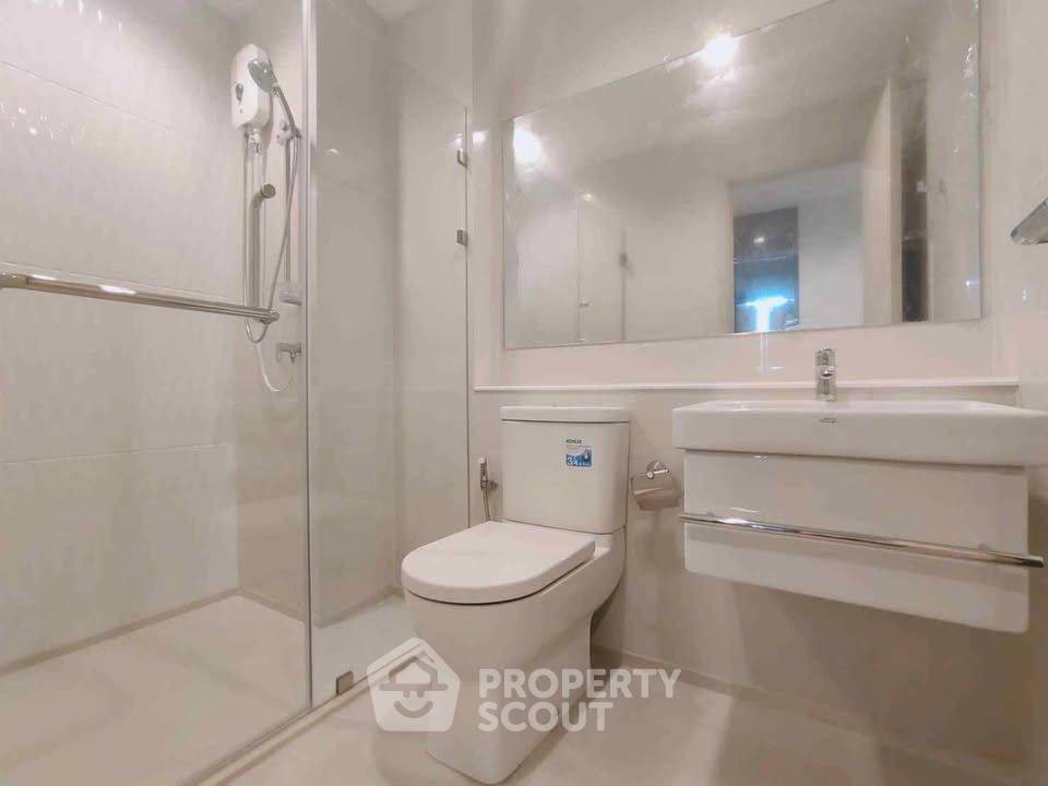 picture 1-BR Condo at Life One Wireless near BTS Phloen Chit (ID 2315581) - 3/9