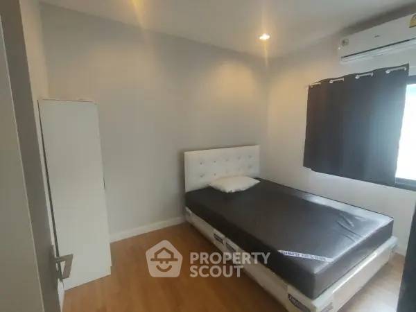 picture 4-BR Semi-detached House in Lat Phrao (ID 2315802) - 8/8