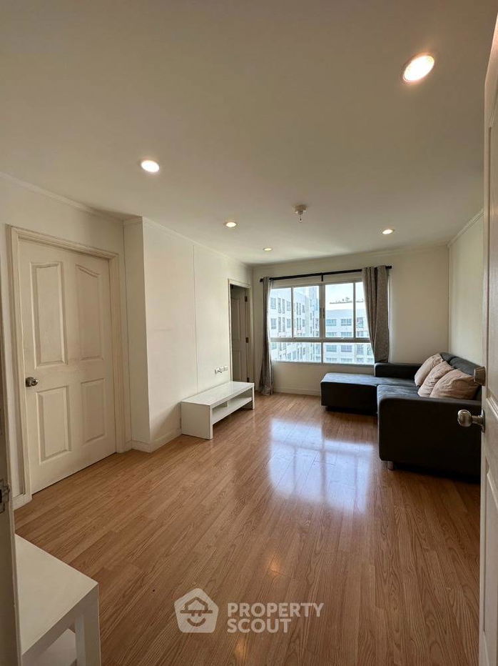 picture 2-BR Condo at Lumpini Ville Pattanakarn - New Phetchaburi in Suan Luang (ID 1251371) - 2/10
