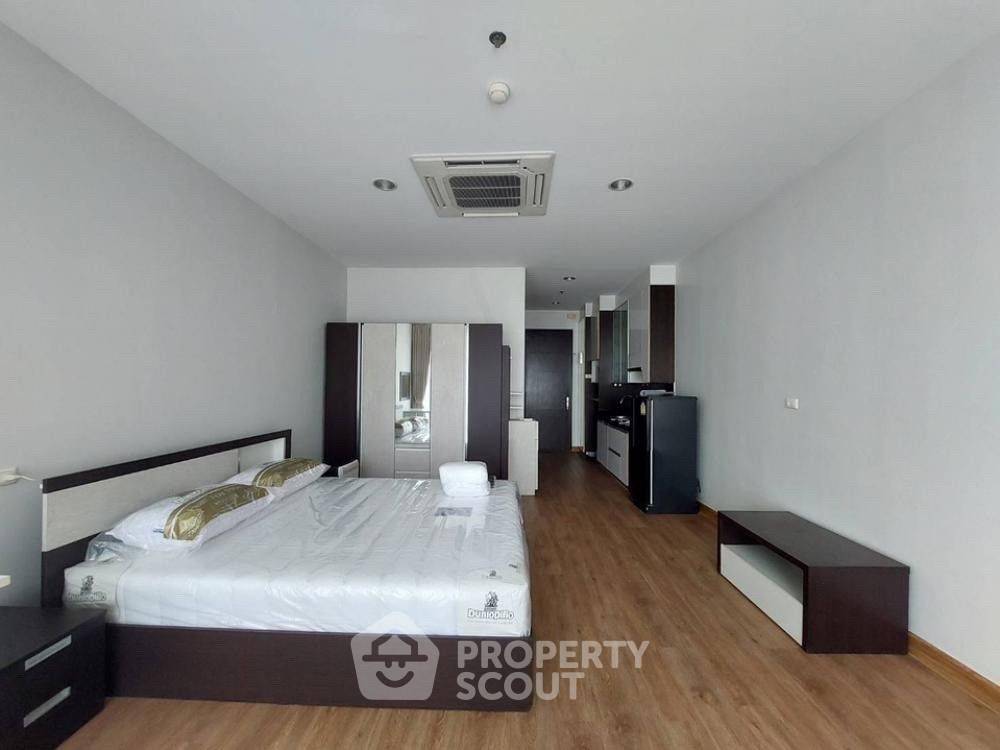 picture 1-BR Condo at Citi Smart Sukhumvit 18 near BTS Asok (ID 1963341) - 2/11