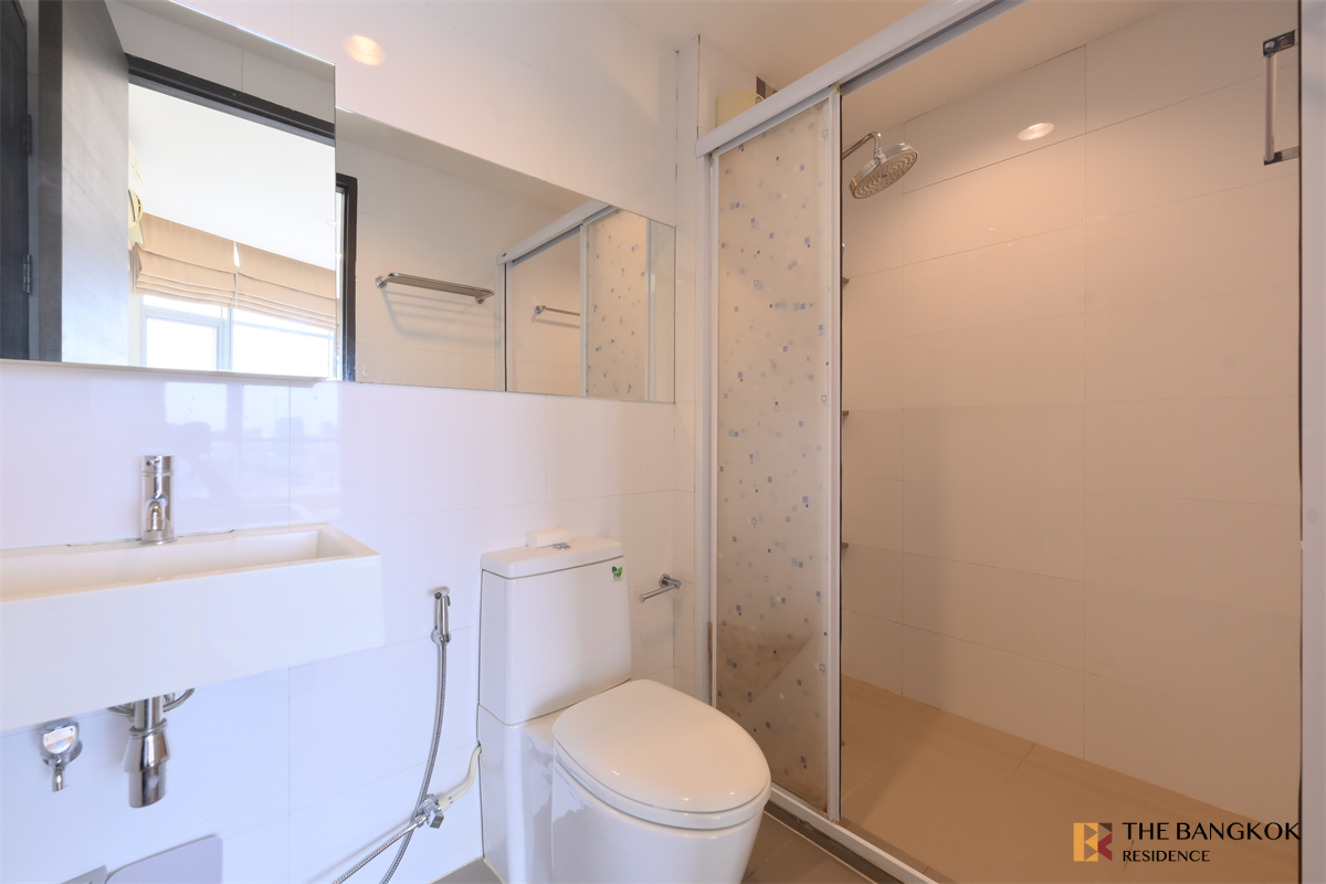 picture Great Price, Prime Location, Dont Miss Out!! RHYTHM Ratchada near MRT Ratchadaphisek Station - 7/10