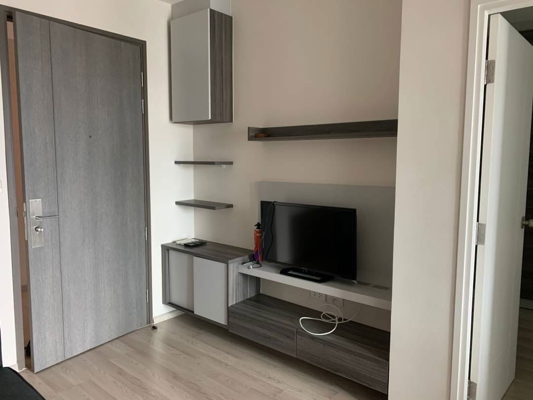 picture CG_RD05 Centric Ratchada - Huai Khwang, Room available for rent. Line: @cgestate - 4/10