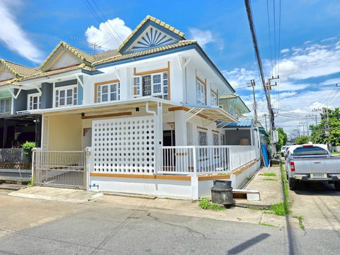  บ้านหลังนี้สวยหรูสุดๆ หมู่บ้านพฤกษา13 ซ.5/4