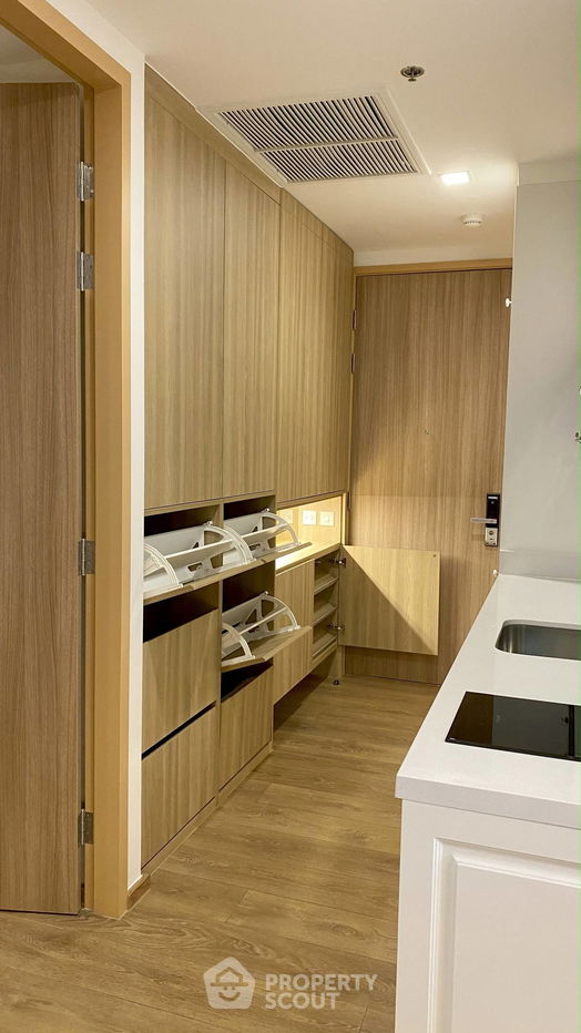 picture 3-BR Condo at Noble Be 33 near BTS Phrom Phong (ID 2313853) - 2/11
