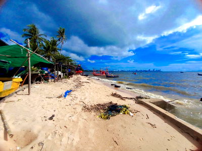 Land for sale Rongpo Market : Affordable beachfront land in Pattaya for Sale