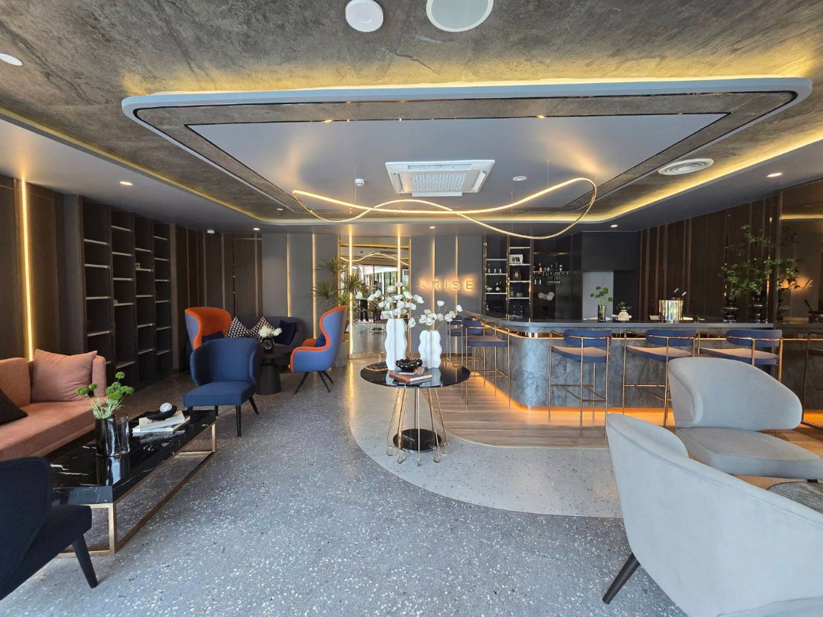picture Arise Charoen Mueang Condo For Sale! Near Bangkok Chiangmai Hospital.  - 8/12
