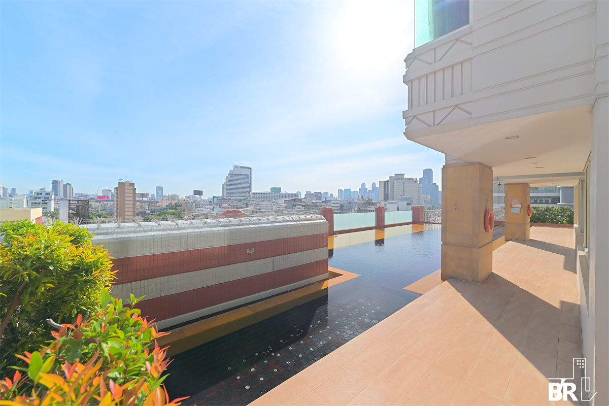 picture Manhattan Chidlom Ready-to-move-in Condo - 9/9