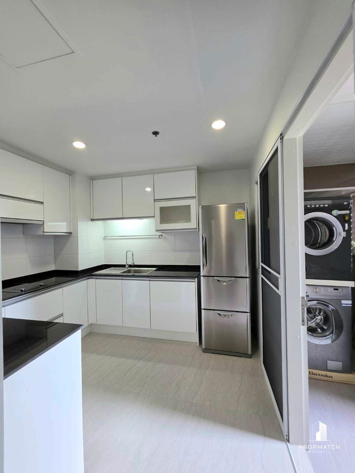 รูป  ✨Flash Deal ✨ Serene Place Sukhumvit 24 ( 1Bed 1Bath 70SQM.) แต่งครบพร้อมอยู่ !! เพียง 45,000 บาทต่อเดือน Tel.0981315848 @propmatch - รูปที่ 5/10