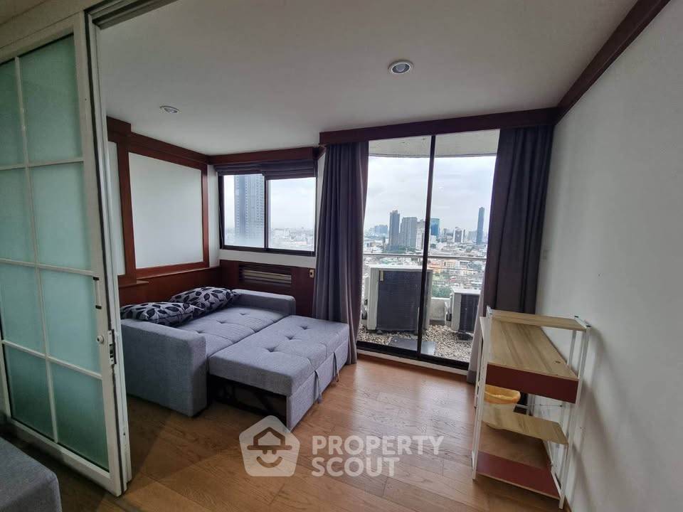picture 1-BR Condo at Supalai Place Sukhumvit 39 near BTS Phrom Phong (ID 2317379) - 2/10