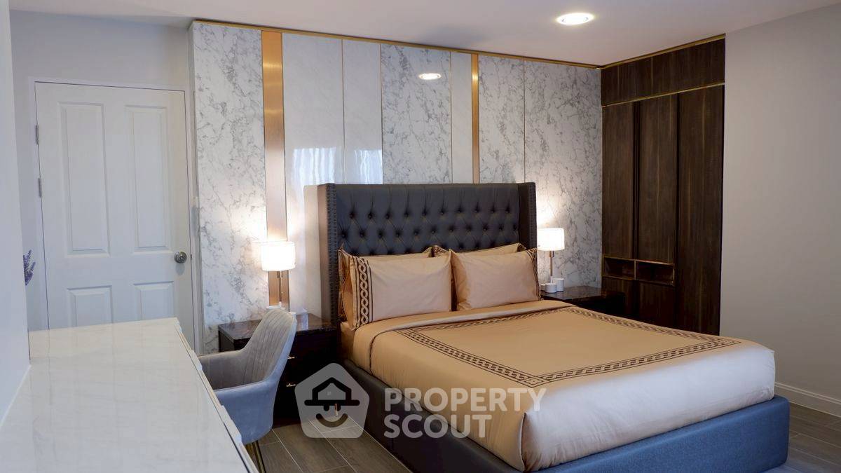 picture 4-BR Condo at Belle Grand Rama 9 near MRT Phra Ram 9 (ID 2317399) - 8/9
