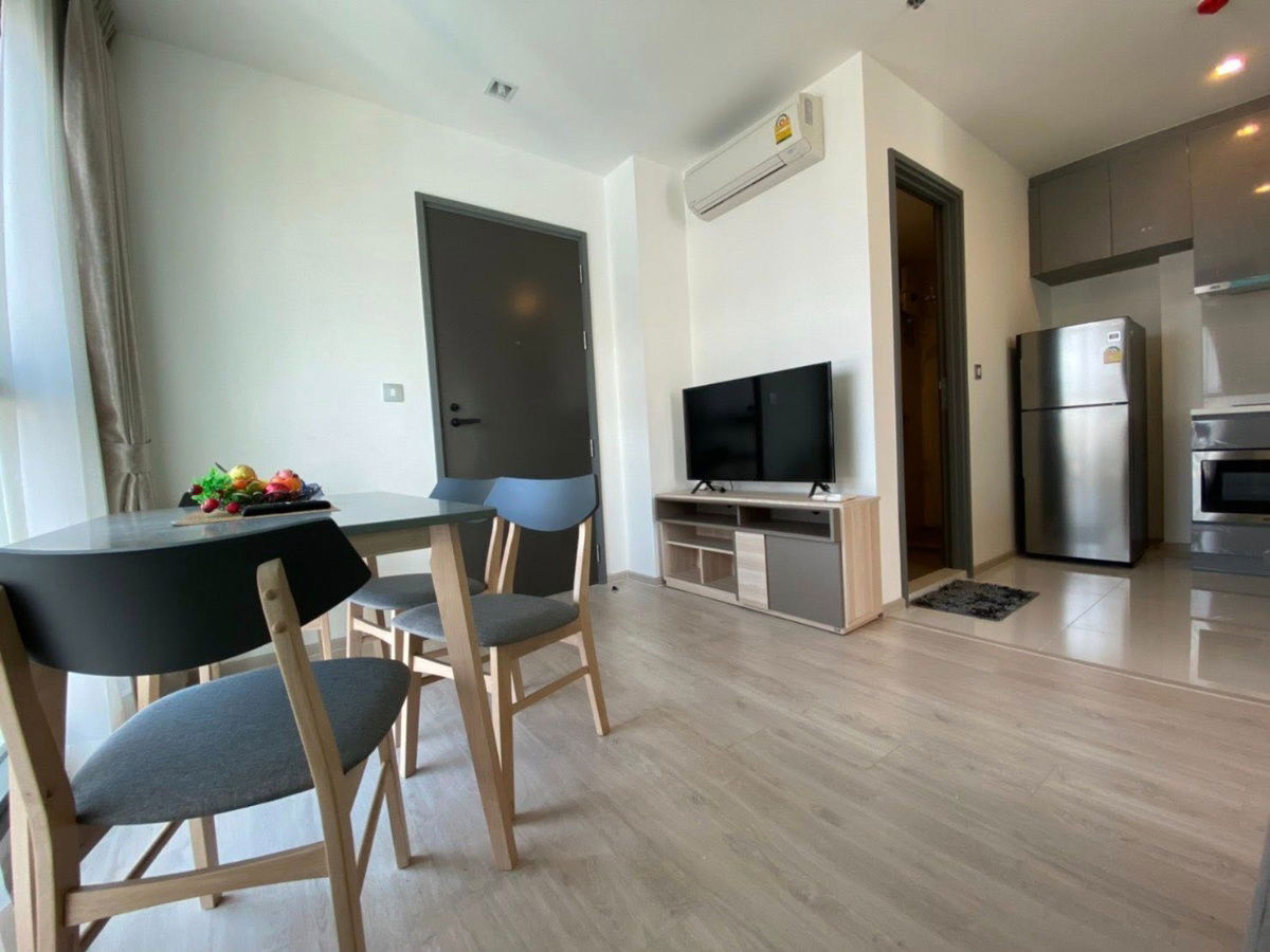 picture For Rent Condo RHYTHM RANGNAM Building 1, Floor 24,1 bed room, Room size 35 sqm - 1/8
