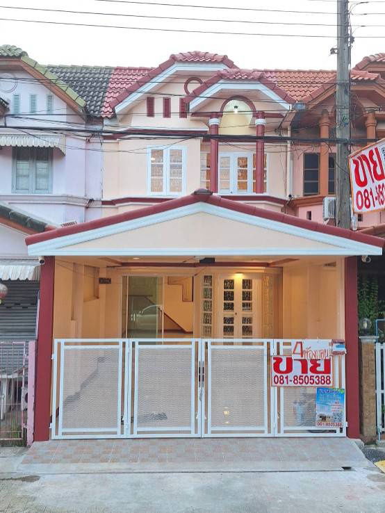 picture Townhouse for sale in Town and Country Village, Nong Chok, convenient transportation, no flooding - 1/15
