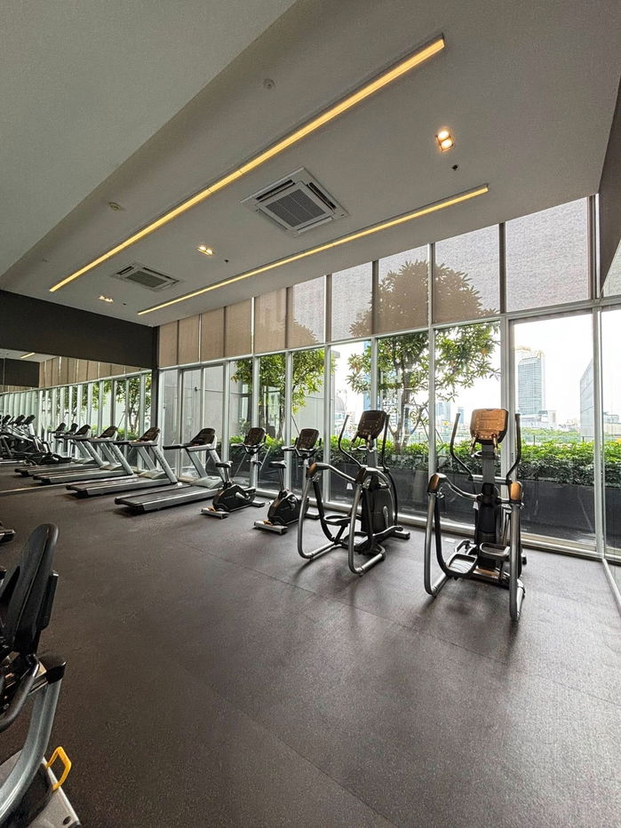 picture Noble Revolve Ratchada | Building 1, 23rd Floor | 1 Bedroom, just 50 meters from the MRT Cultural Center - 10/10
