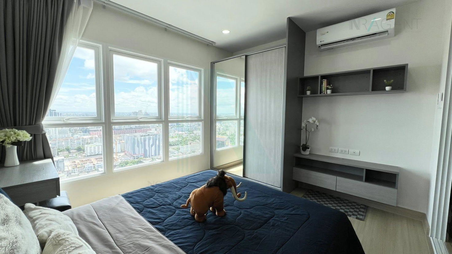 picture For Rent Condo SUPALAI VERANDA RAMKHAMHAENG Building B, Floor 32,1 bed room, Room size 35 sqm - 7/8