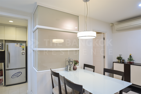 The Bangkok Sathorn-Taksin near BTS Krung Thonburi Easy Start with a City Dweller Lifestyle