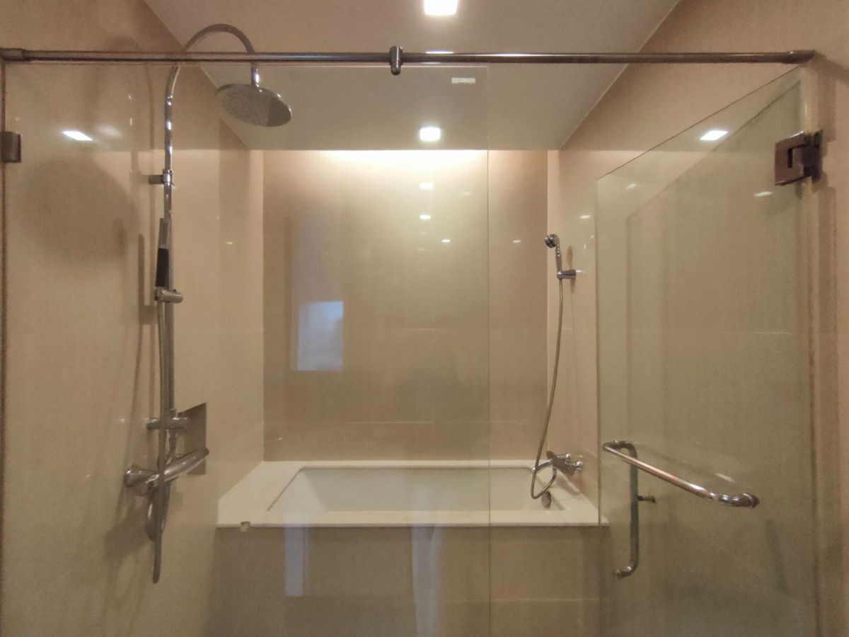 picture FOR RENT   :   Circle 2 Living Prototype (ST-02)  Line : @condo78 - 9/17