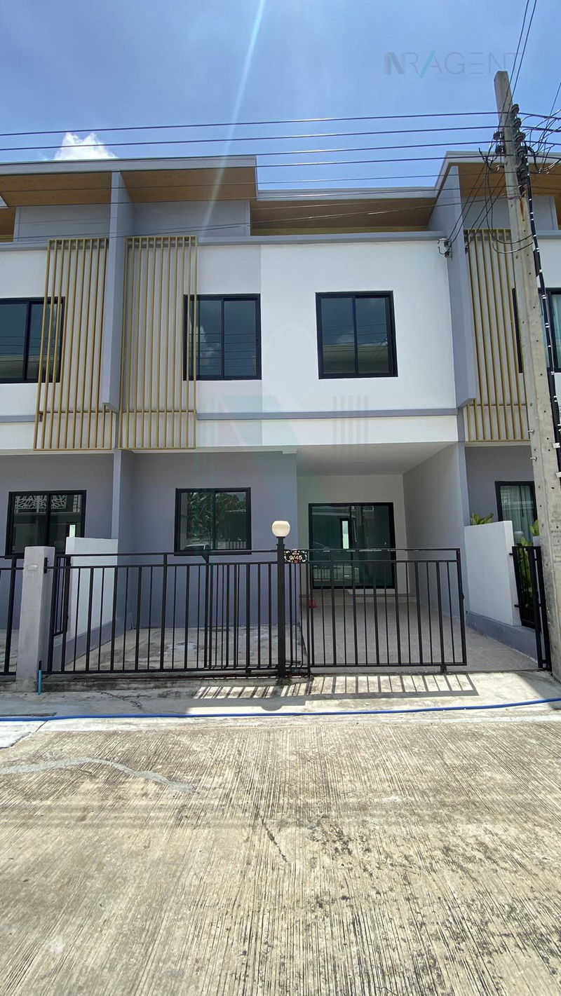 ขายทาวน์โฮม : 📌 ขายทาวน์เฮาส์ โครงการ แอทไนซ์ วัชรพล ซอย9 เทพรักษ์ 2 ชั้น 3 ห้องนอน 2 ห้องน้ำ