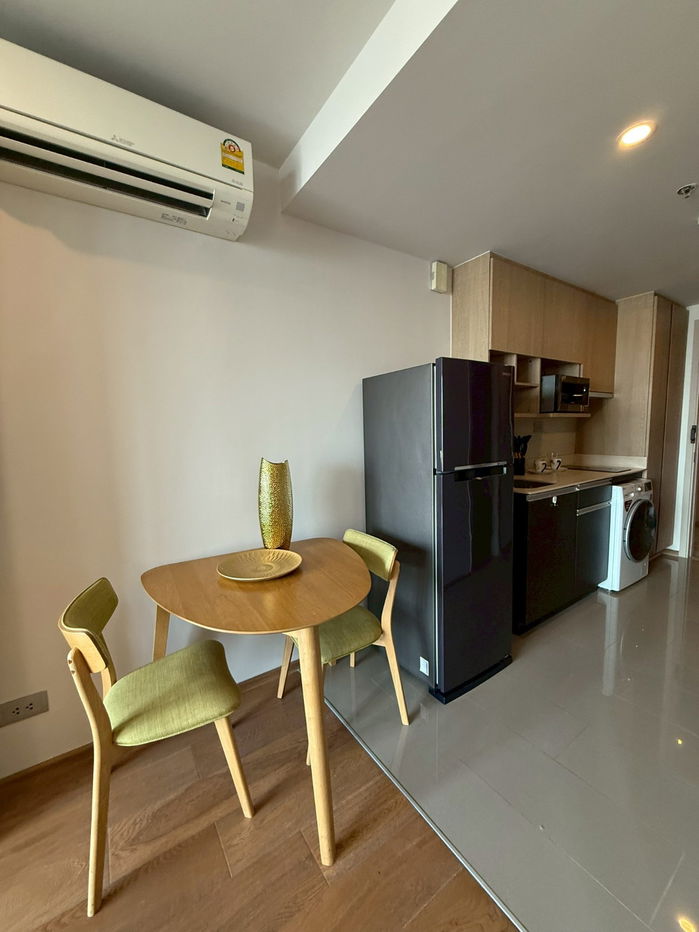 picture For Rent  :   Q Chidlom-Phetchaburi   (ST-02) (Close to BTS Chidlom) - 8/14