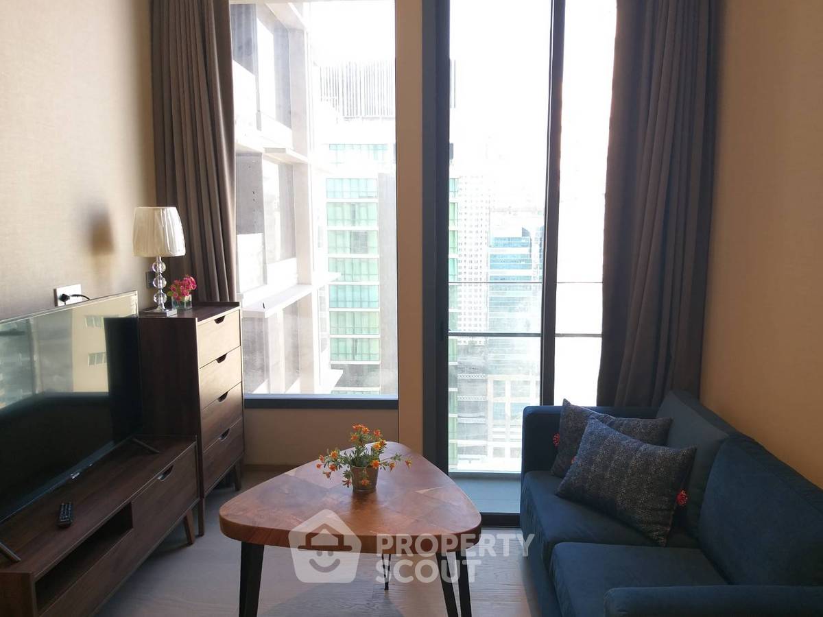 รูป คอนโด 1-ห้องนอน ที่ ดิ เอส อโศก ใกล้ MRT สุขุมวิท (ID 824462) - รูปที่ 3/4