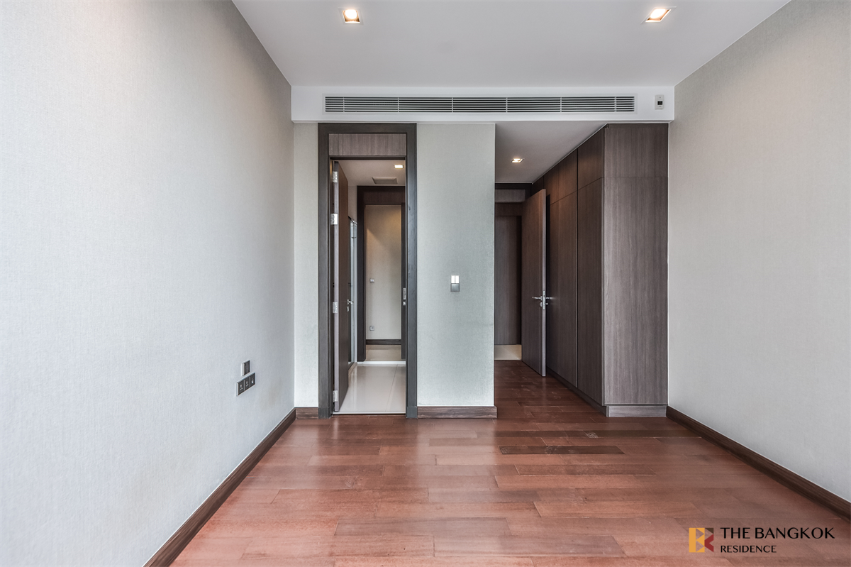 picture Q1 Sukhumvit near BTS Nana Luxury Condo at Special Price - 9/10