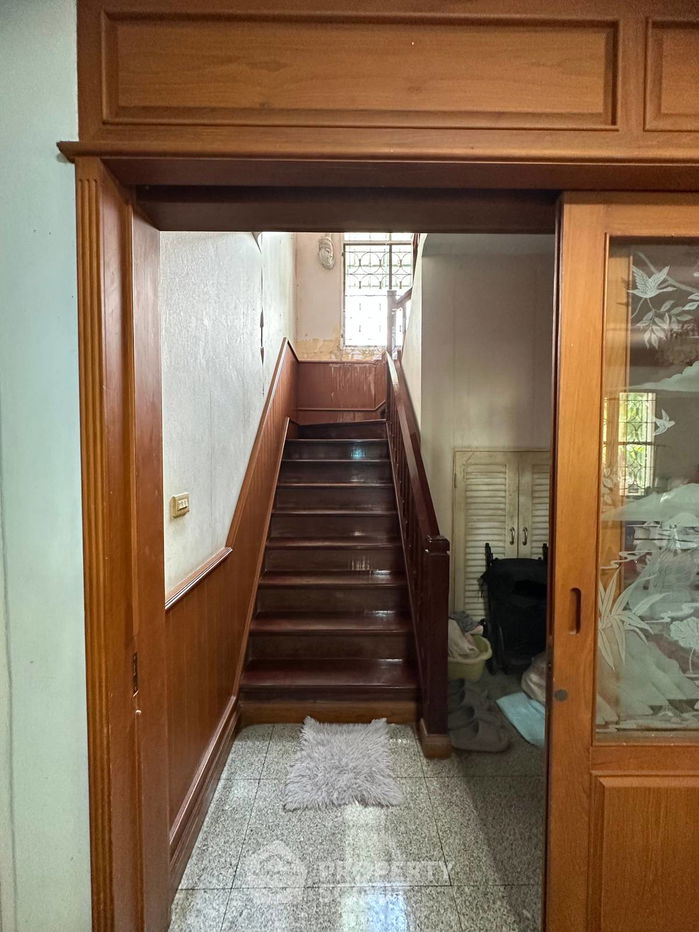 picture 3-BR House at CHAIYAPRUEK Bang Khun Thian in Samae Dam (ID 2317410) - 8/31
