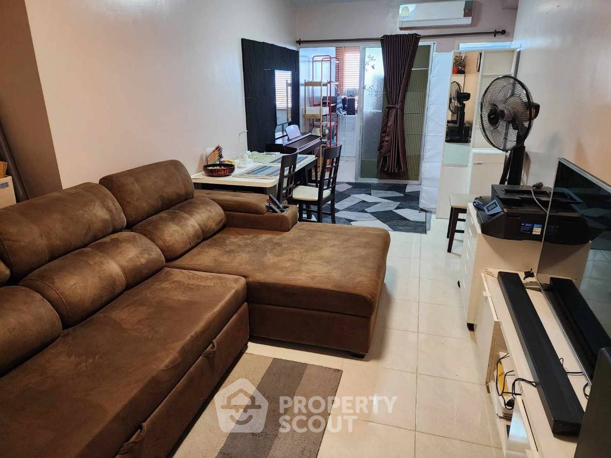 picture 1-BR Condo at Supalai Park Ekamai - Thonglor near ARL Ramkhamhaeng (ID 1562901) - 1/4