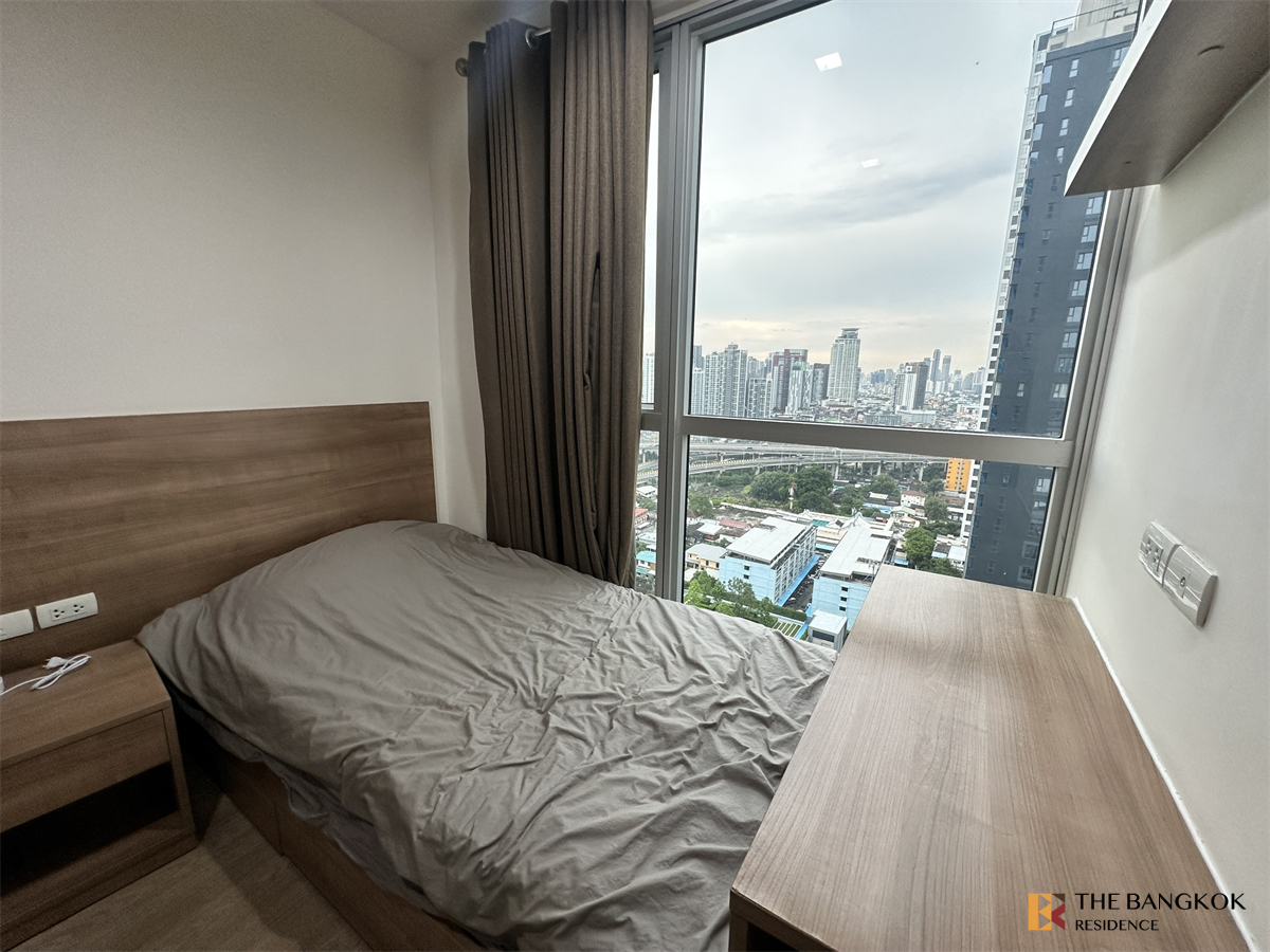 picture RHYTHM Sukhumvit 50 near BTS On Nut Ready-to-move-in Condo, Great Value - 2/10