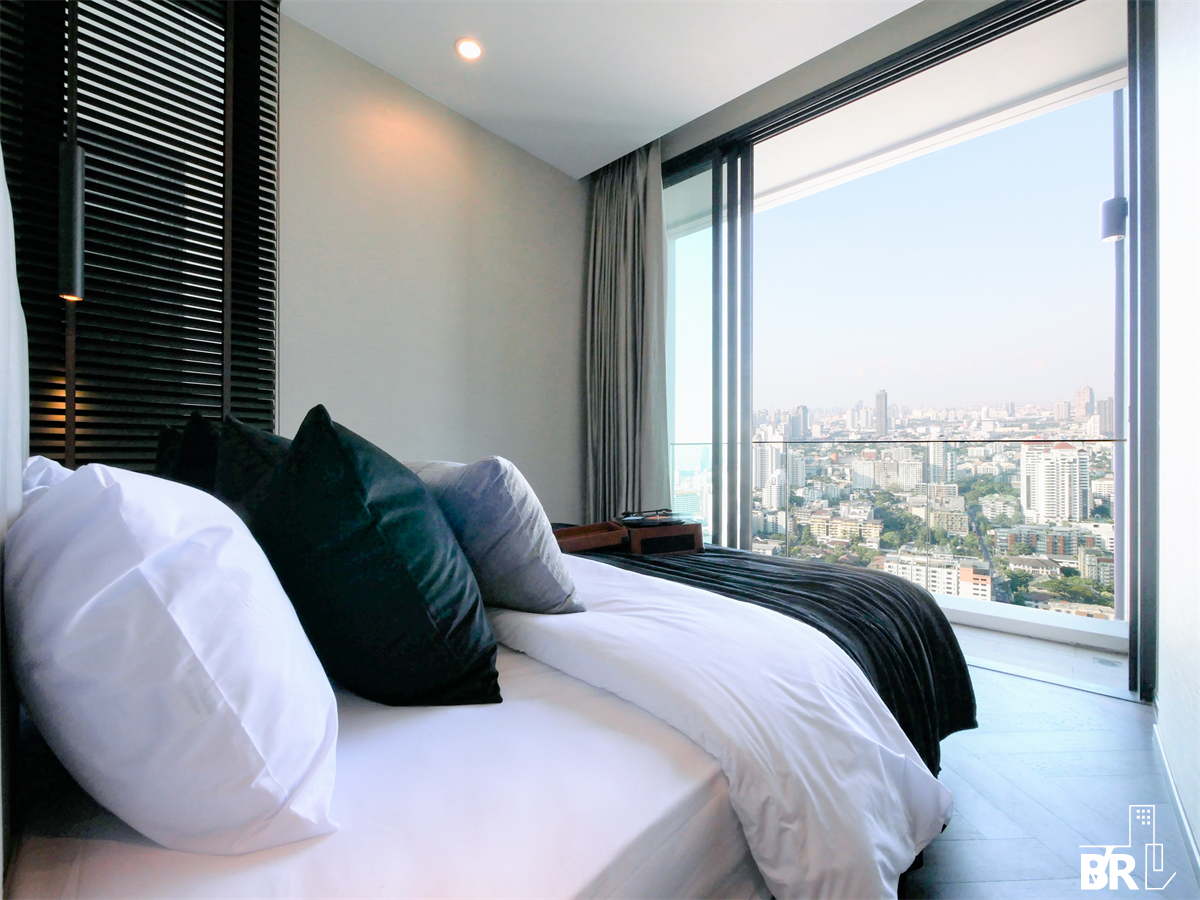 picture The Esse Sukhumvit 36  Ultimate Luxury Condo in Business District - 5/10