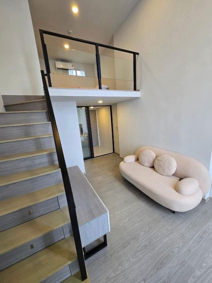 picture Duplex 33 sqm fully furnished for rent, Origin Plug and Play Ramkhamhaeng Triple Station, specious 360° panoramic view! Support all step to move-in 👍 - 2/16