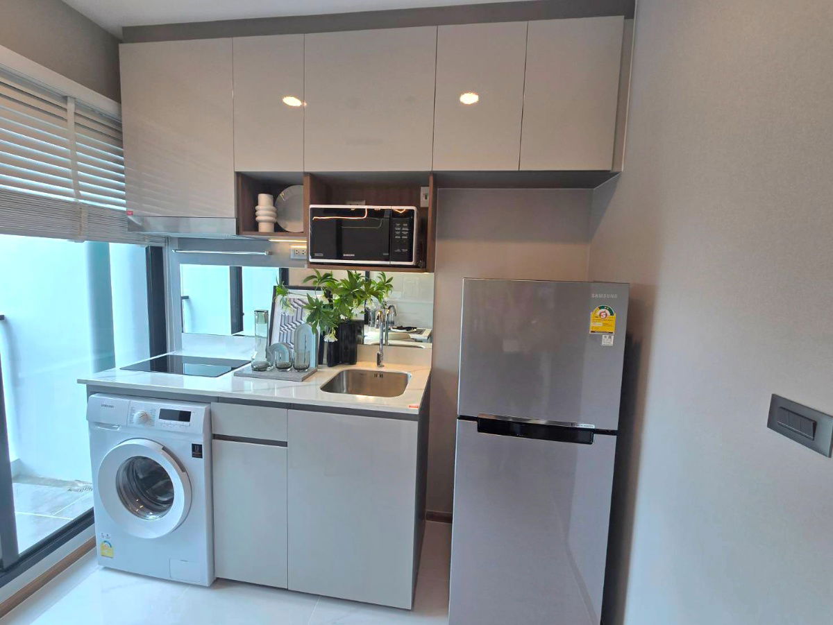 picture Arise Charoen Mueang Condo For Sale! Near Bangkok Chiangmai Hospital.  - 6/12