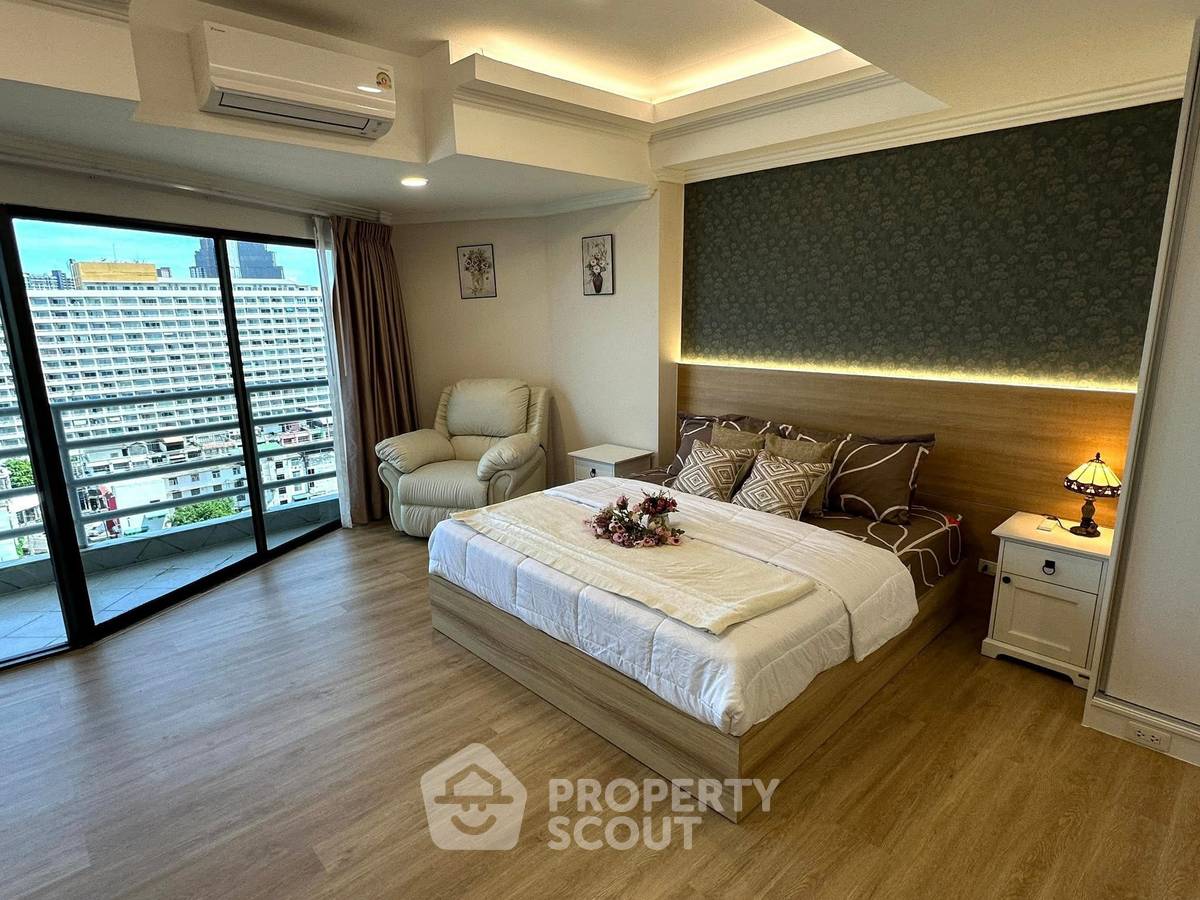 picture 2-BR Condo at View Talay 2 Condominium Jomtien close to Pattaya South (ID 2314554) - 8/16
