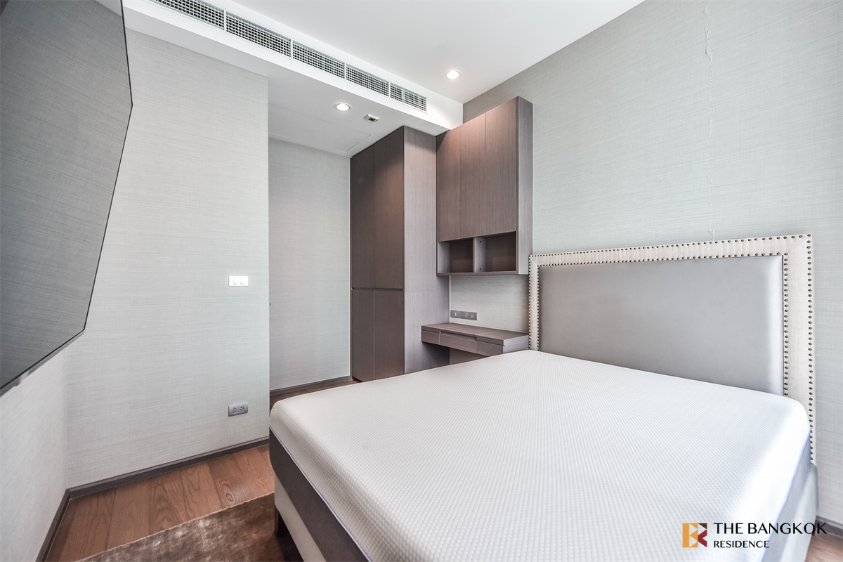 picture Save Time, Convenient Travel The Diplomat Sathorn near BTS Surasak - 2/10