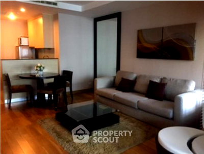Condos for sale : 1-BR Condo at Sathorn Gardens near MRT Si Lom (ID 677119)