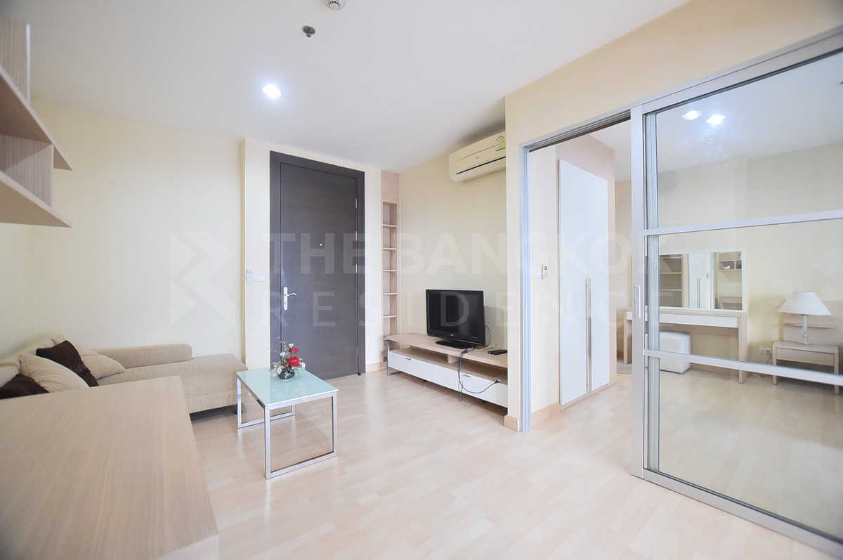 picture RHYTHM Ratchada near MRT Ratchadaphisek Station Move-in Ready, Just Bring Your Stuff - 5/10
