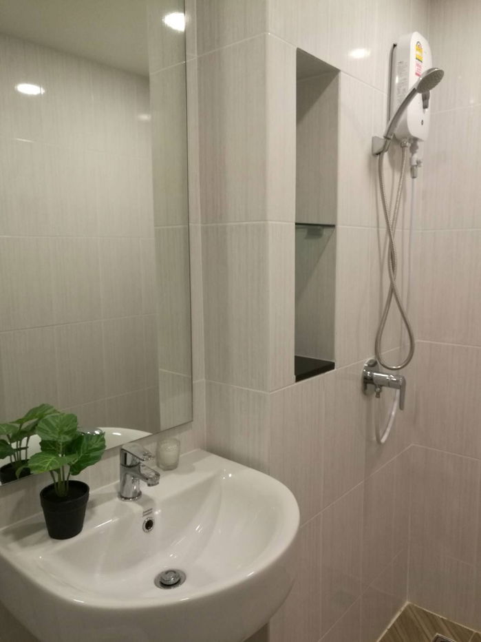picture Room for Rent  Ram Intra 109  near BTS pink line  - 15/20