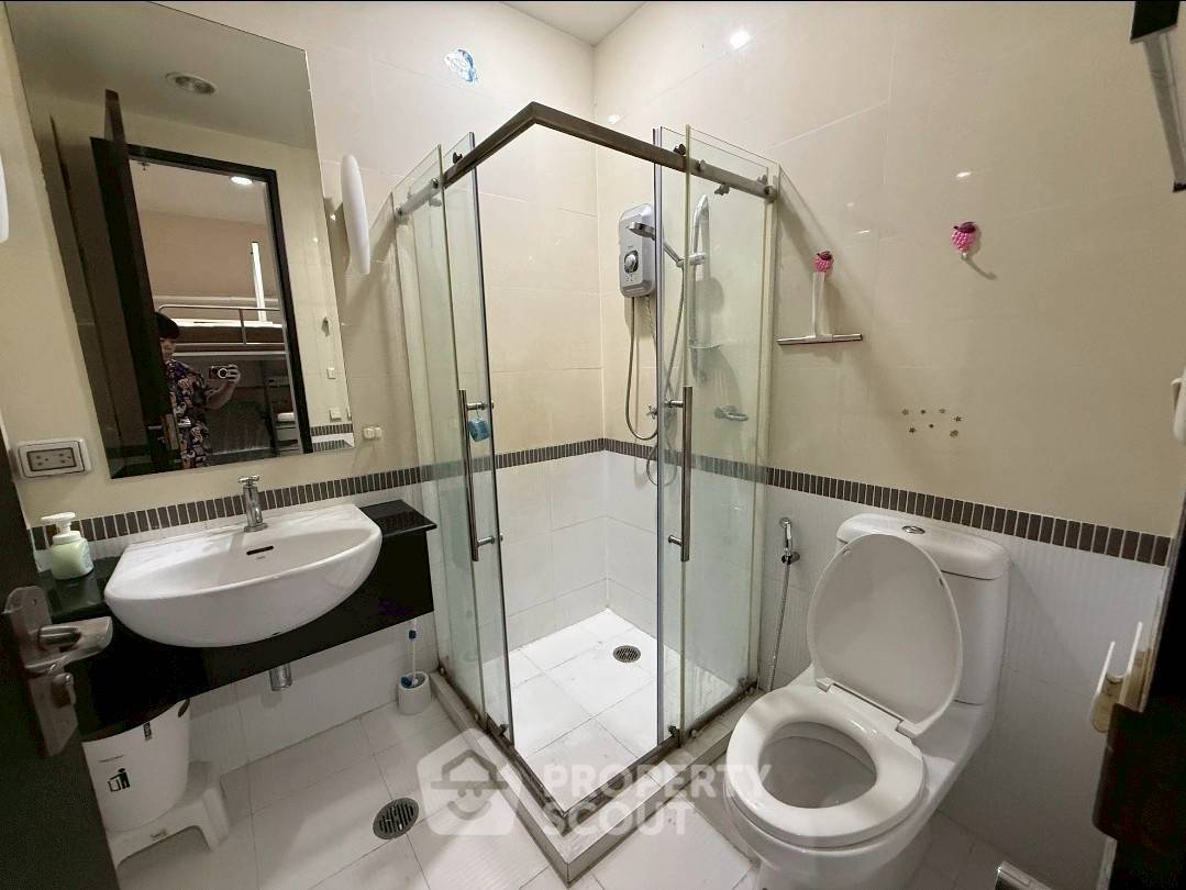 picture 2-BR Condo at Baan Klang Krung Siam-Pathumwan Condominium near BTS Ratchathewi (ID 2316819) - 10/10