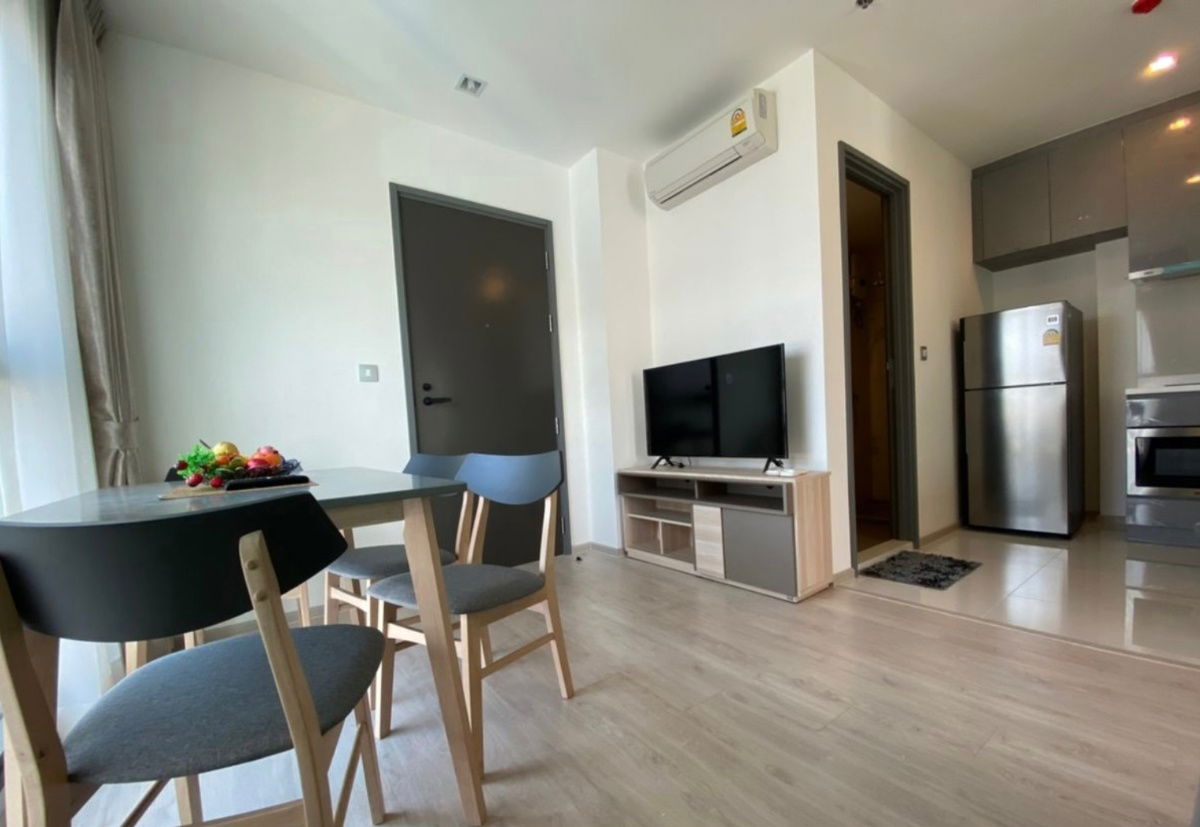 picture Rent Rhythm Rangnam beautiful cheap fully furnish near BTS Victory Monument Interested in Atline@841qqlnr - 4/8
